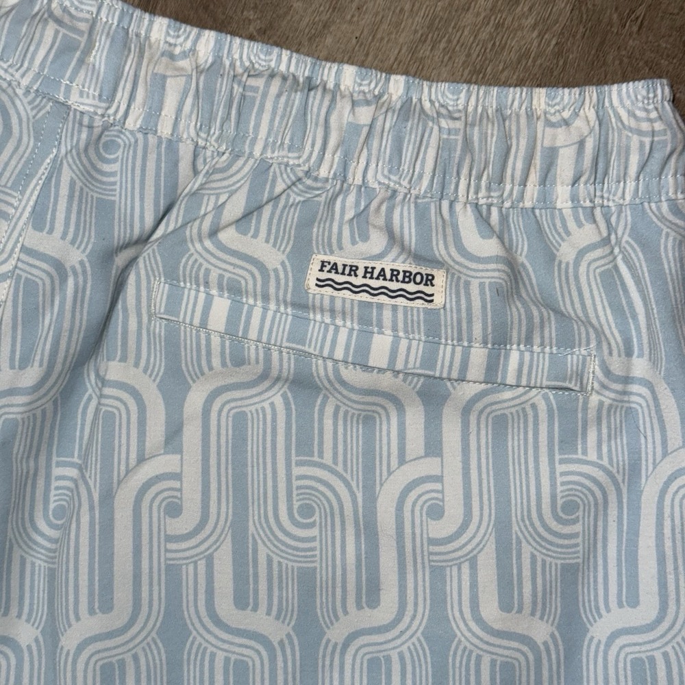 Fair Harbor Bayberry Swim Trunks Lined Men's 2XL Light Blue Geometric 7"